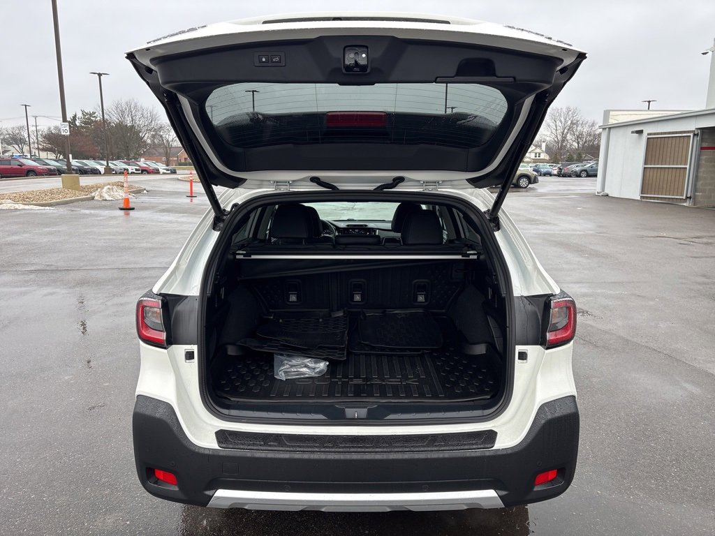 Certified 2025 Subaru Outback Limited XT w/ Popular Package #2 image 8