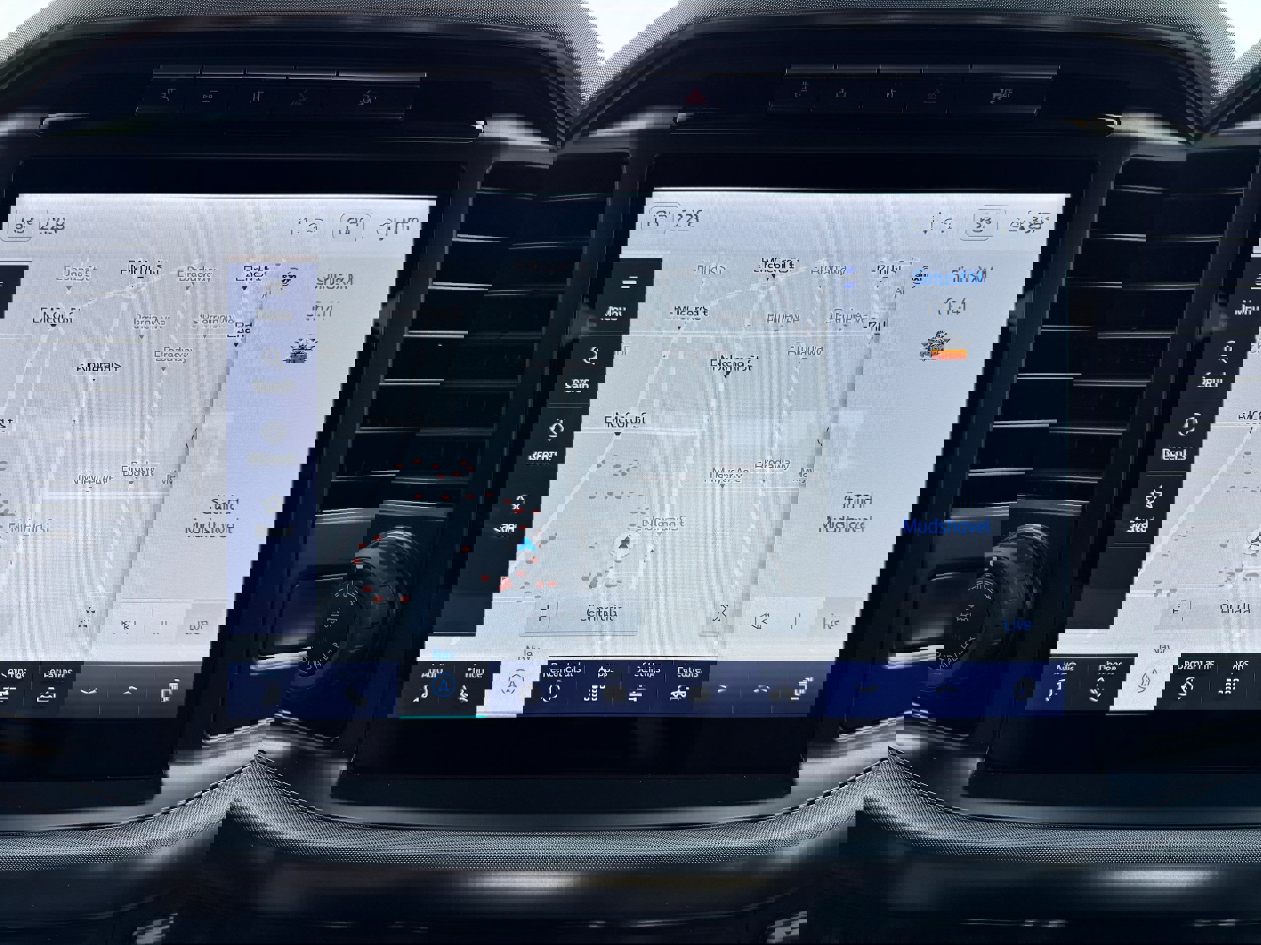 Used 2023 Ford F150 Limited image 21