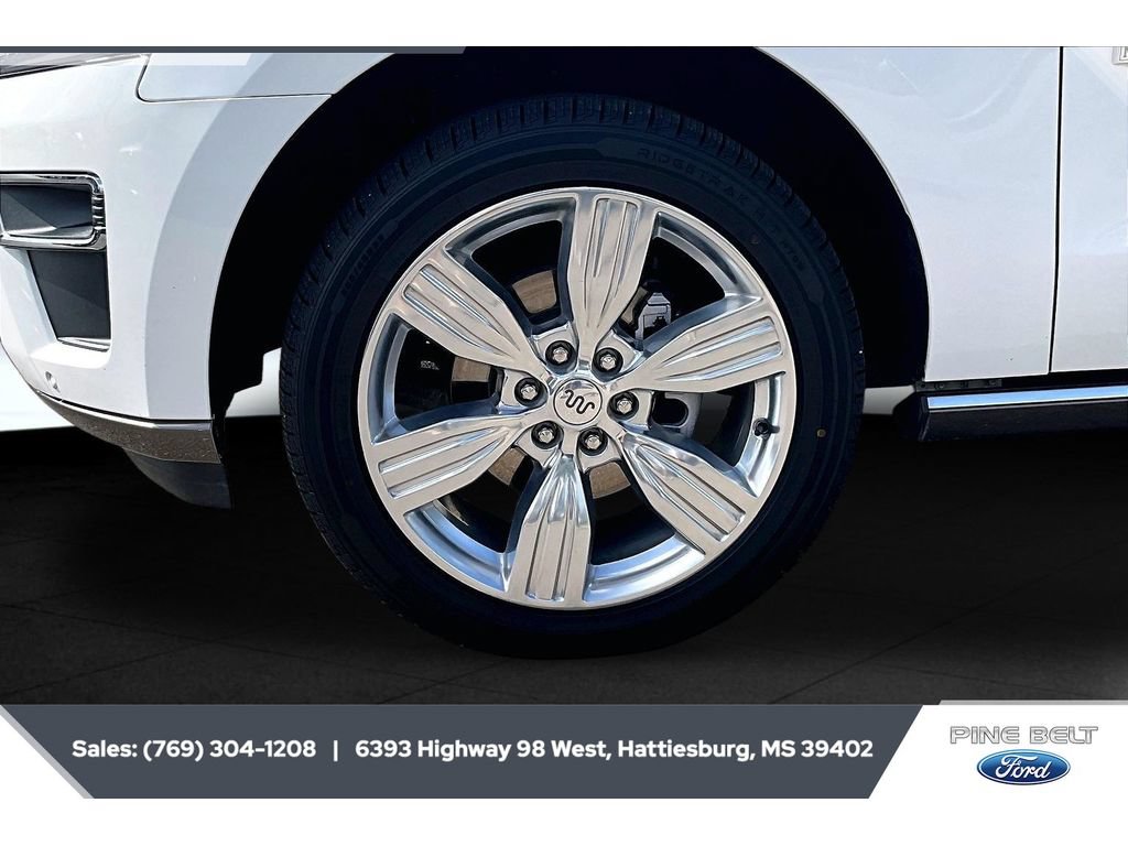 Certified 2022 Ford Expedition King Ranch AWD/4WD image 7