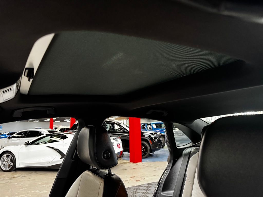 Used 2019 Volkswagen Jetta R-Line w/ R-Line Cold Weather Package FWD image 36