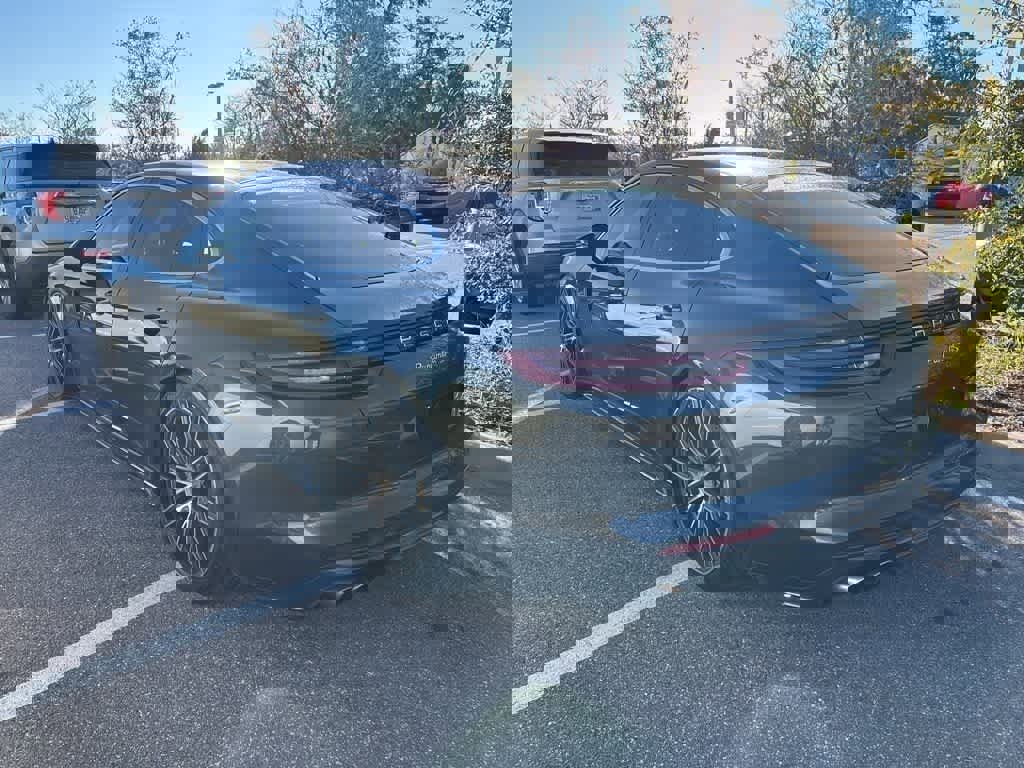 Used 2018 Porsche Panamera 4S image 2