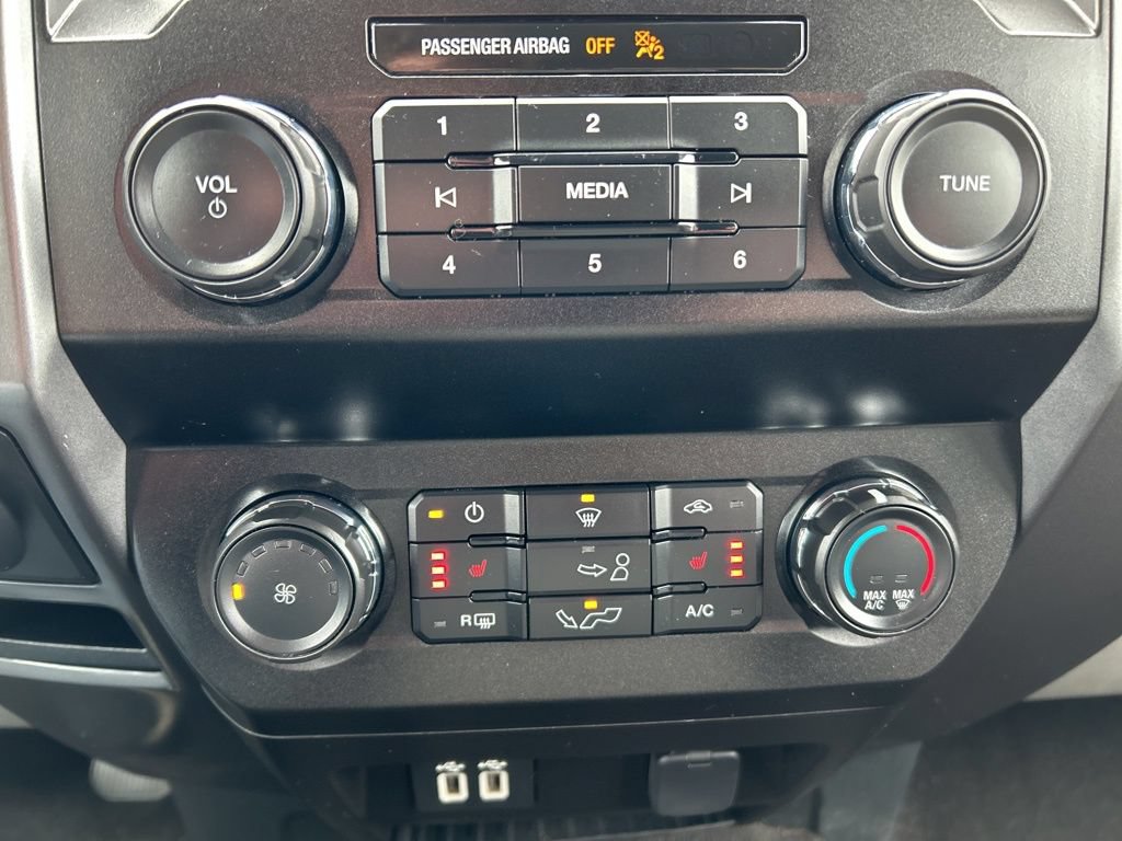 Used 2020 Ford F150 XLT w/ Equipment Group 302A Luxury AWD/4WD image 25