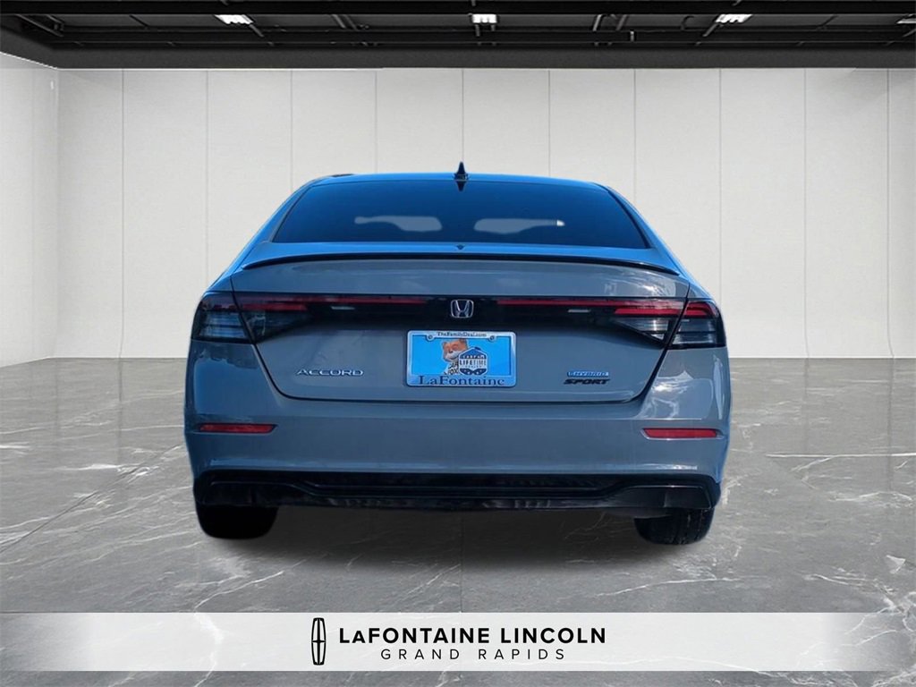 Used 2023 Honda Accord Sport image 4