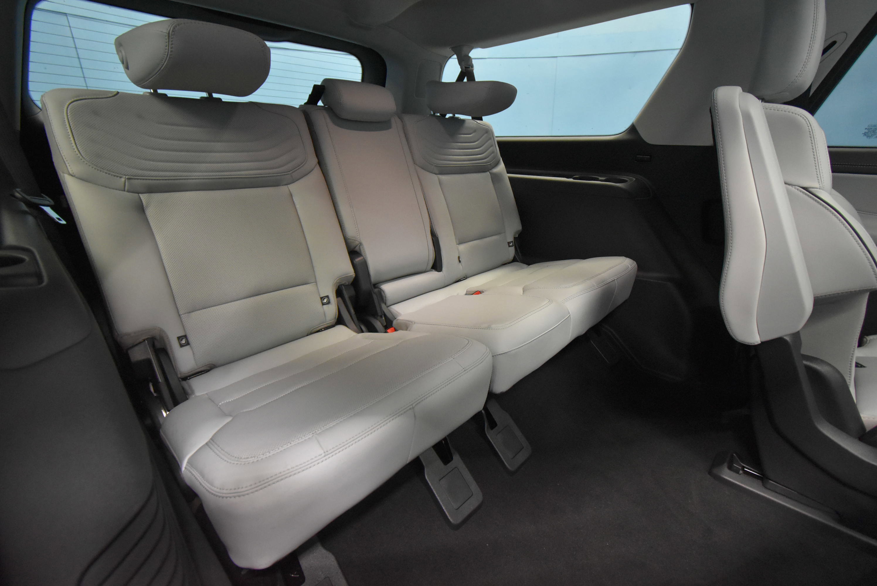 New 2026 Ford Expedition Max Platinum image 26