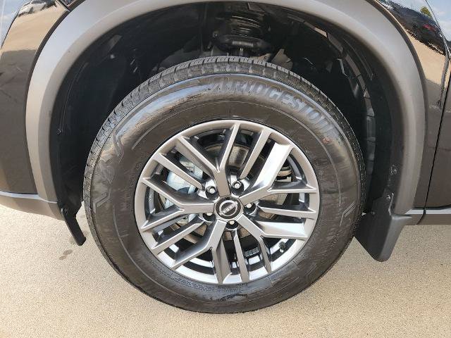 Certified 2025 Nissan Rogue S FWD image 30