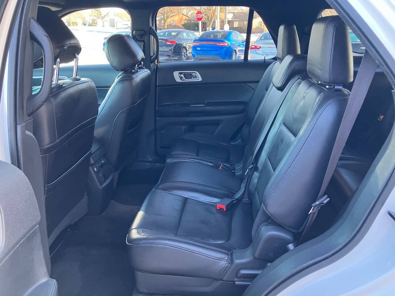 Used 2013 Ford Explorer XLT image 12