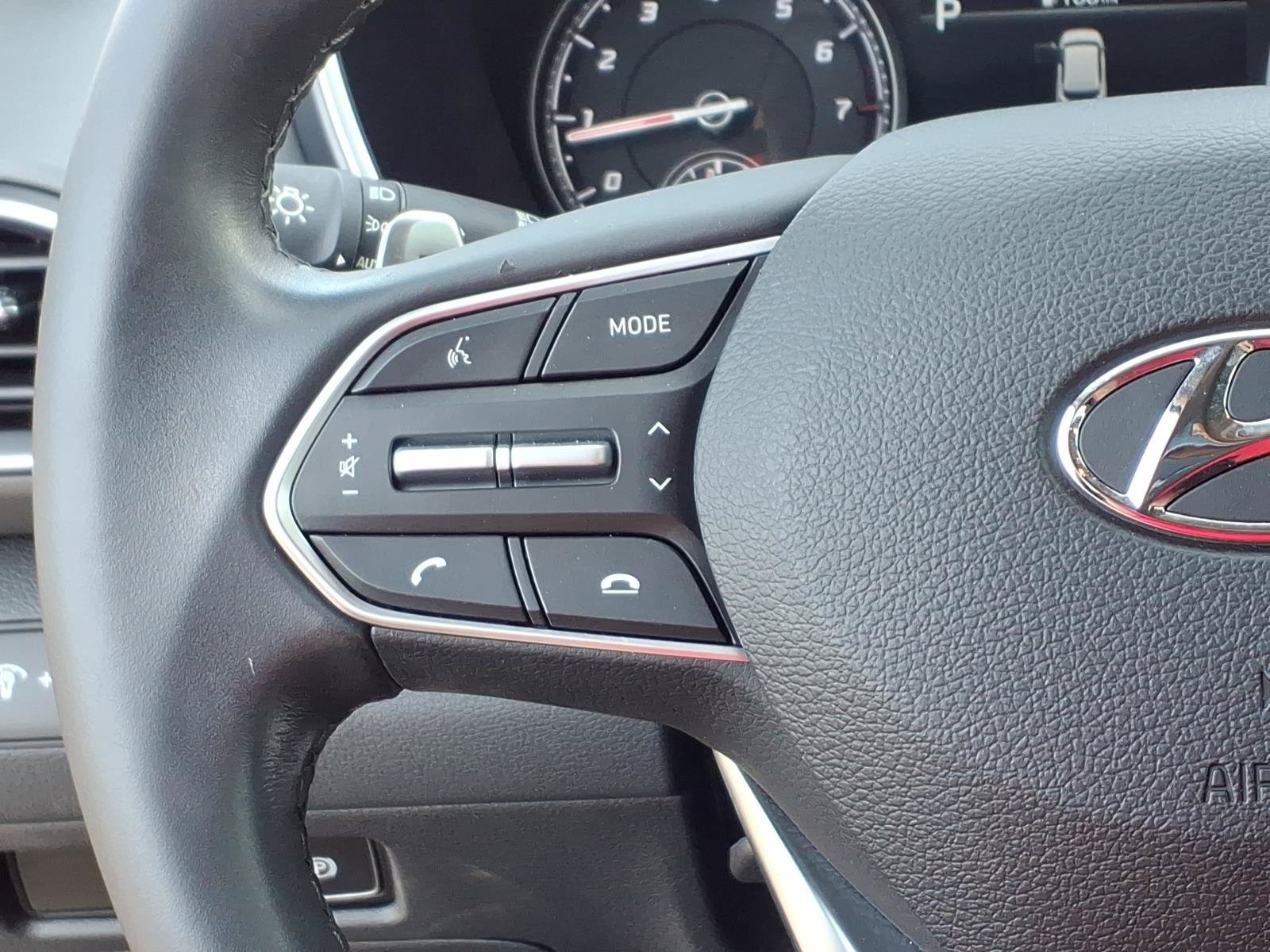 Used 2023 Hyundai Santa Fe SEL FWD image 18