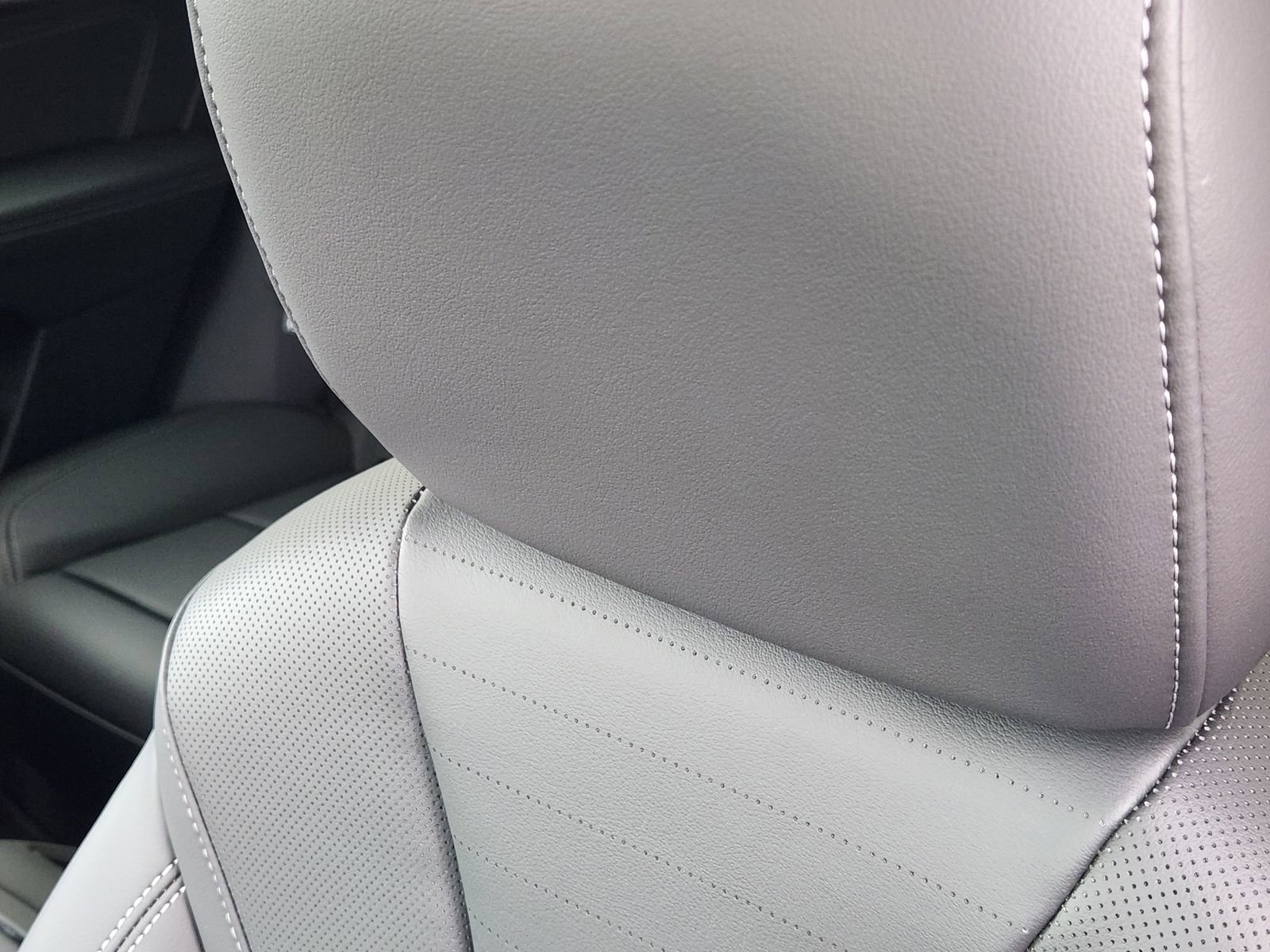 New 2026 Buick Envision Preferred image 18