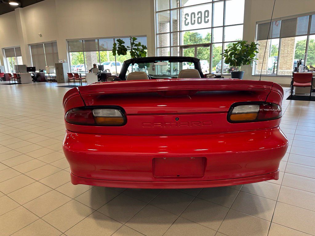 Used 2001 Chevrolet Camaro LT w/ Sport Appearance Pkg RWD image 4