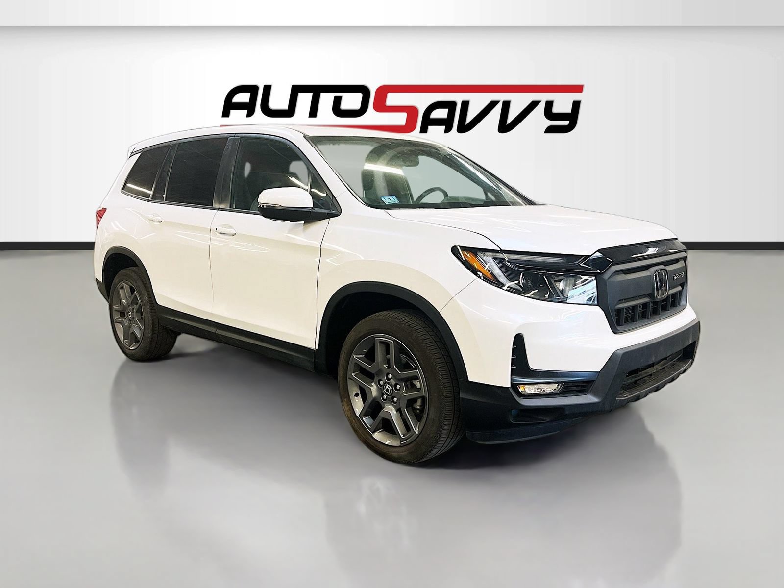 Used 2023 Honda Passport EX-L image 1