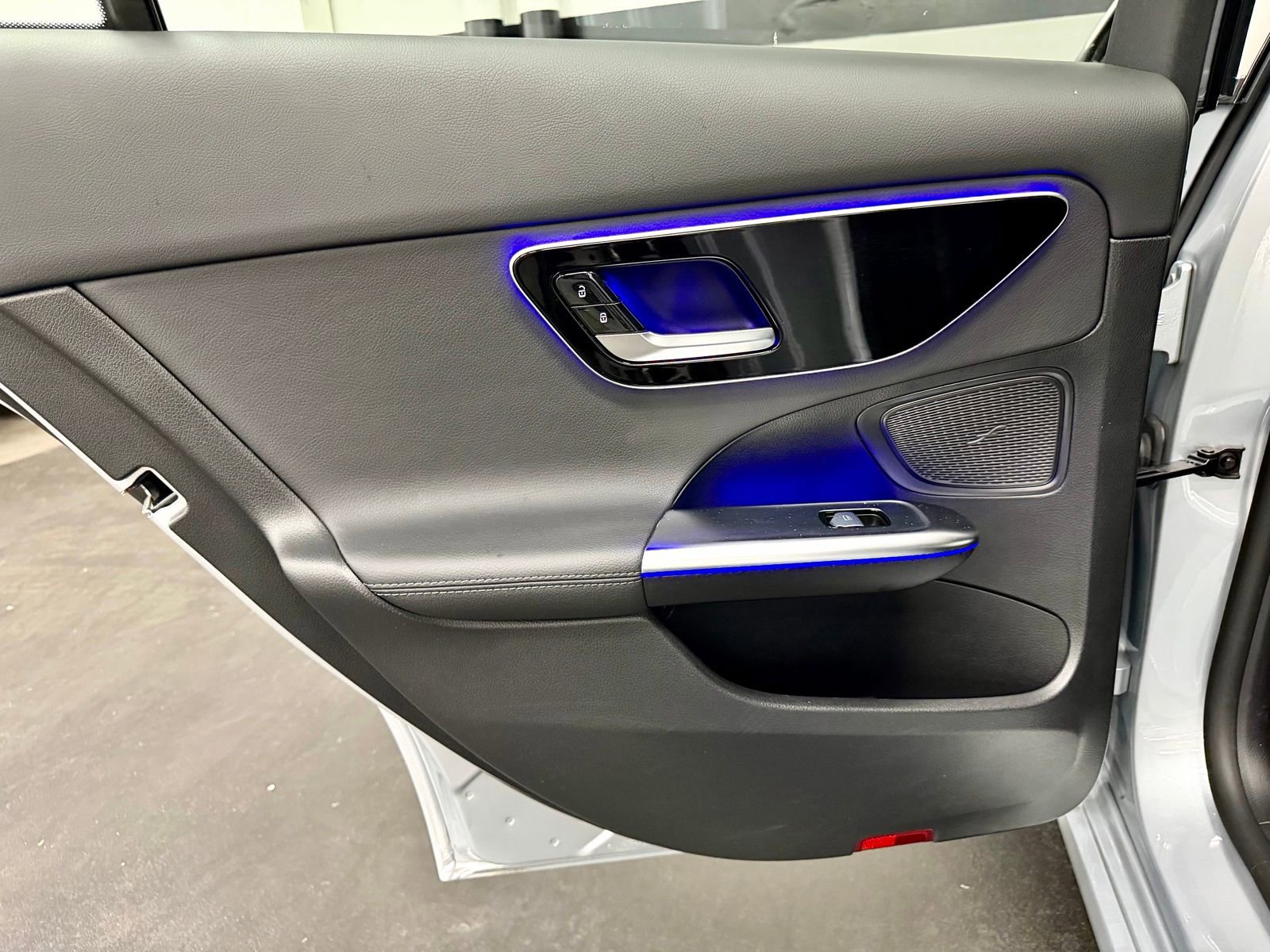 Used 2023 Mercedes-Benz C 300 4MATIC Sedan w/ Exclusive Trim Package image 37