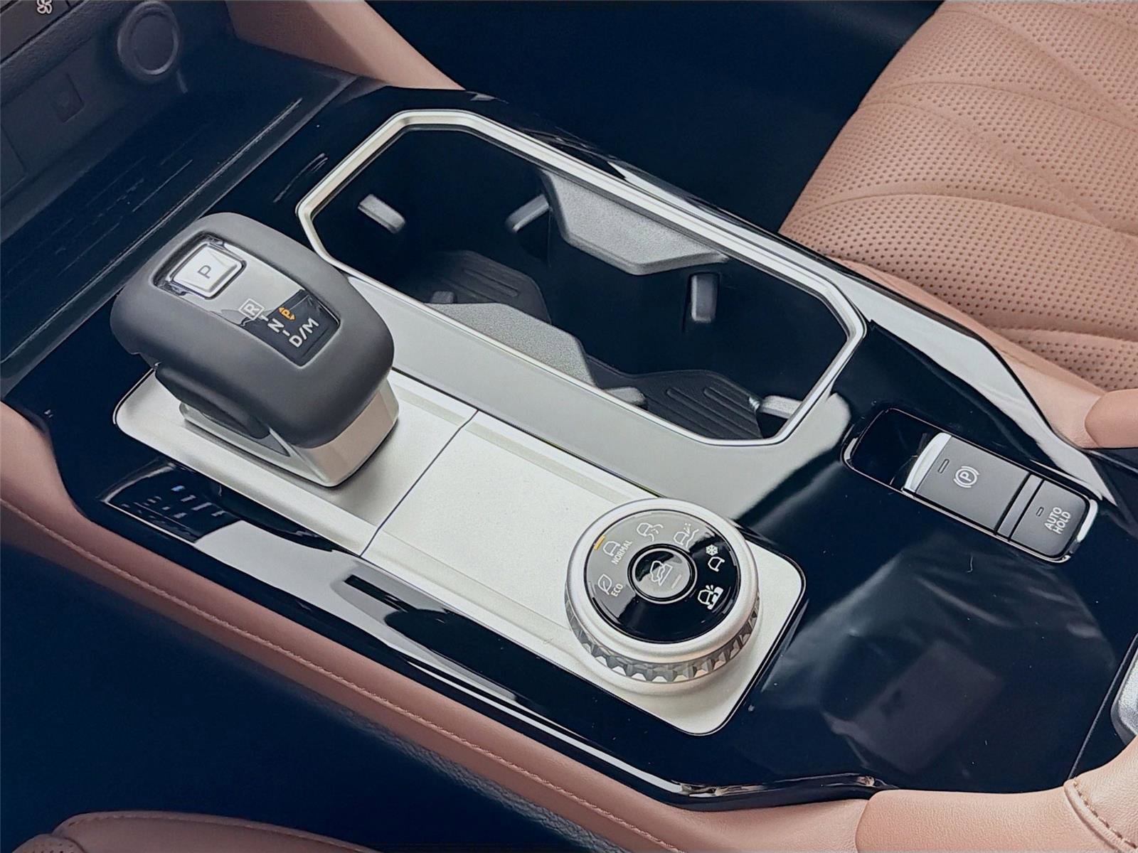 New 2026 Mitsubishi Outlander SEL AWD/4WD image 19