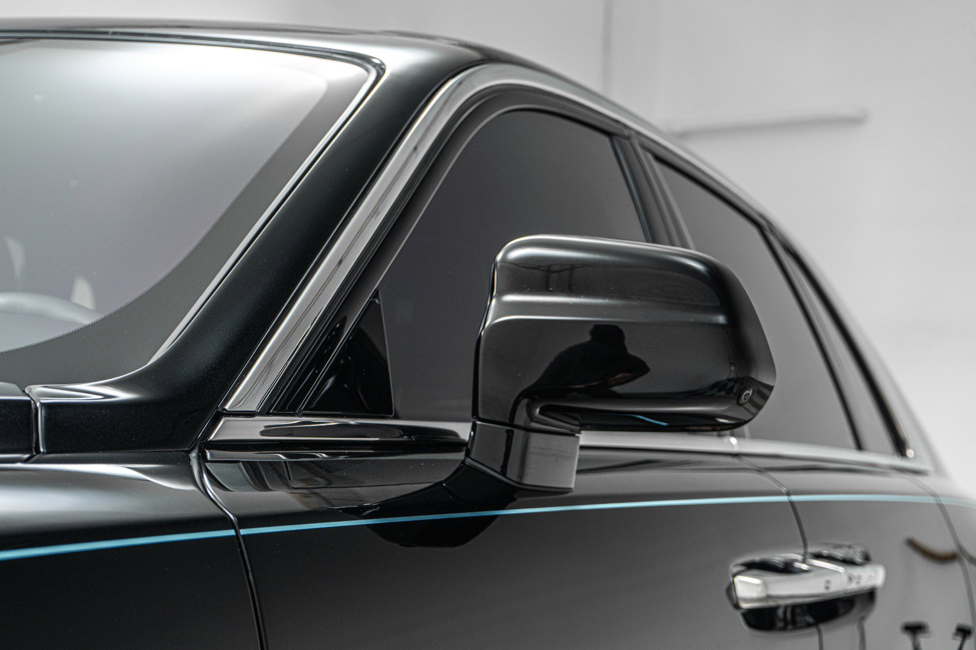 Used 2022 Rolls-Royce Ghost w/ Ghost Package image 38