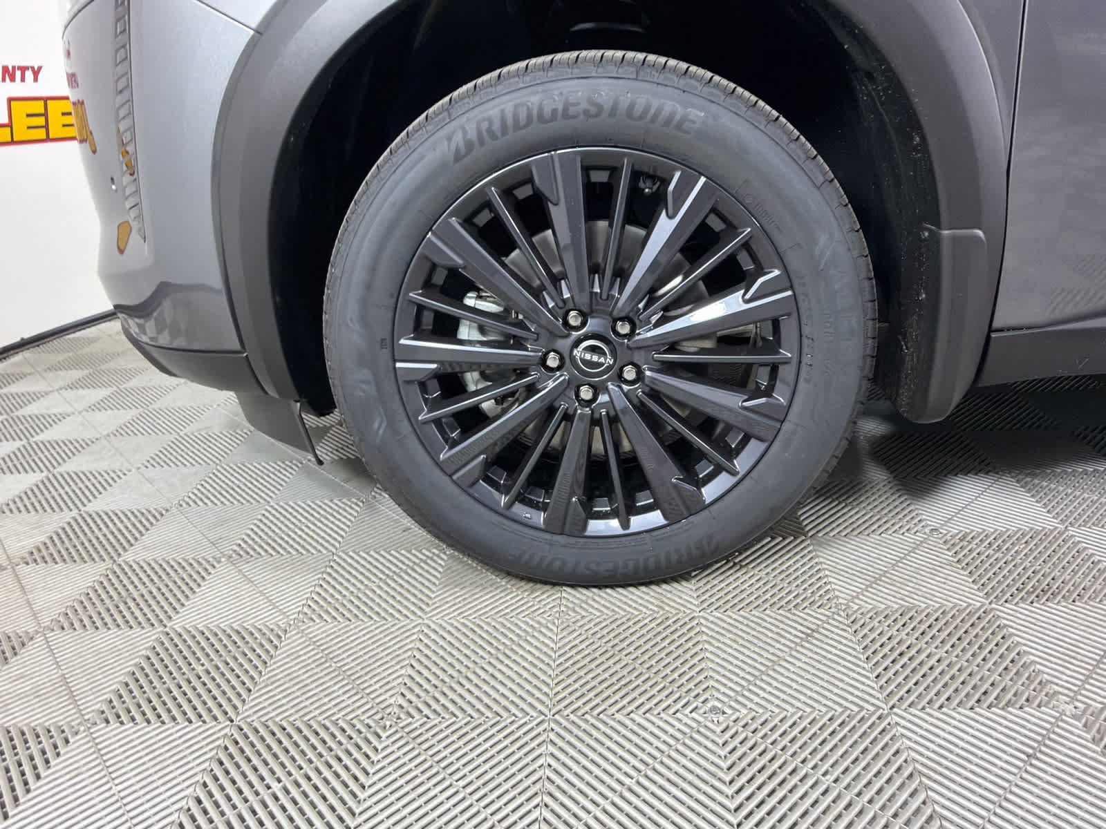 New 2026 Nissan Pathfinder SL w/ SL Premium Package FWD image 10