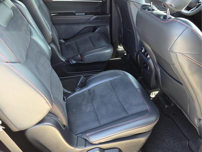 Used 2026 Ford Explorer ST AWD/4WD image 18