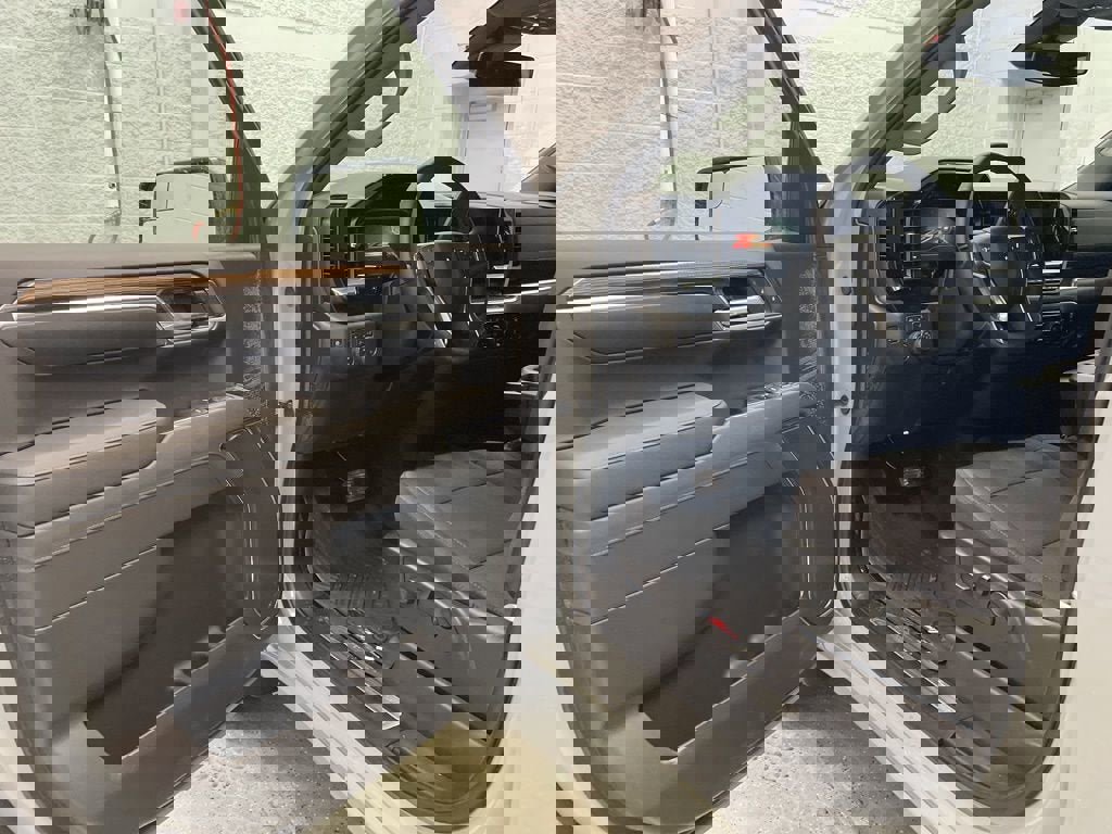 New 2025 Chevrolet Silverado 1500 RST image 11