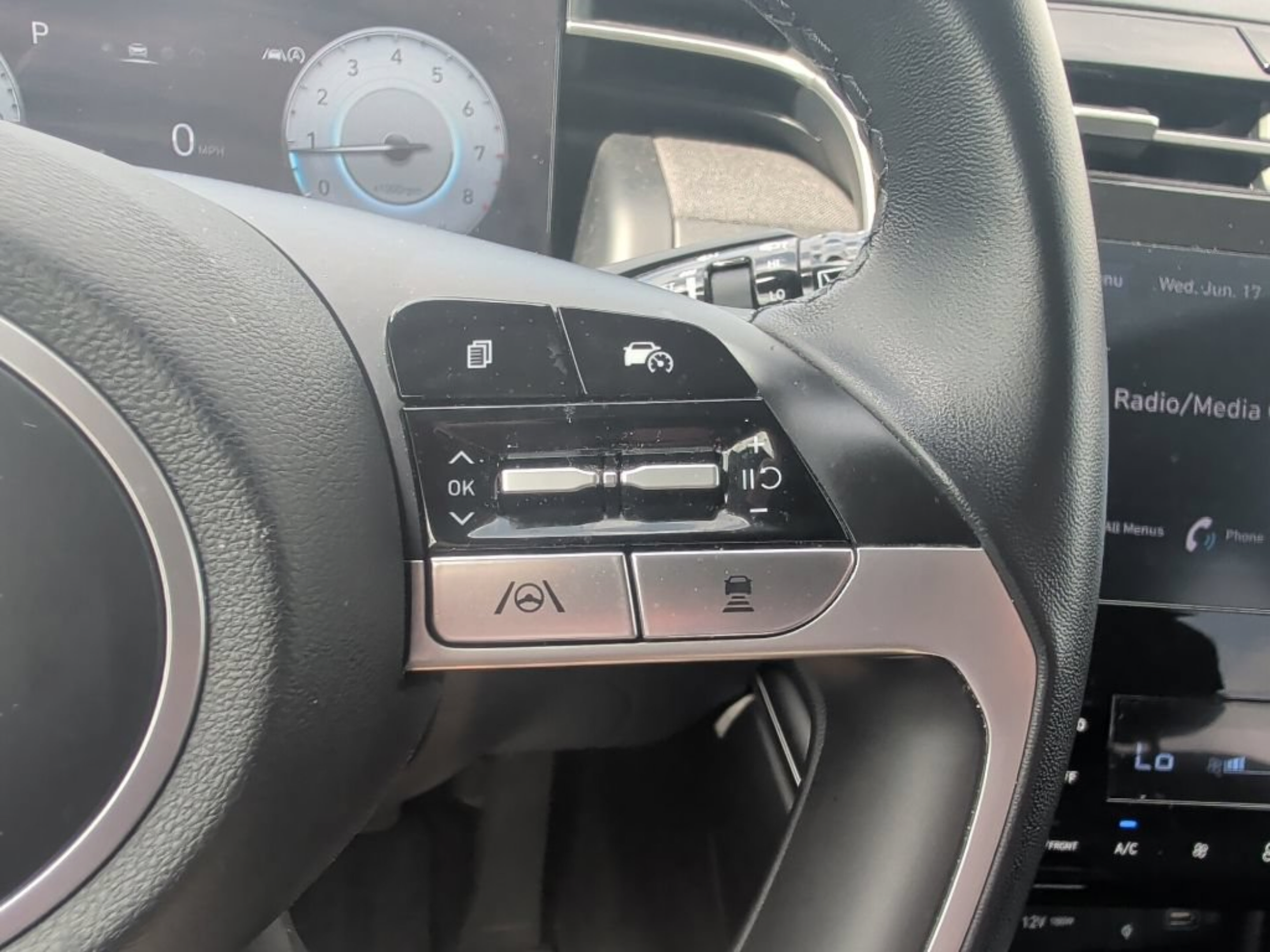 Used 2023 Hyundai Tucson SEL w/ Convenience Package FWD image 19