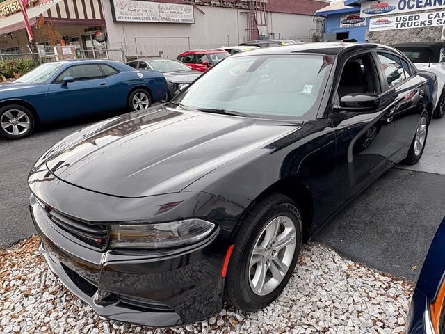 Used 2022 Dodge Charger SXT RWD image 11
