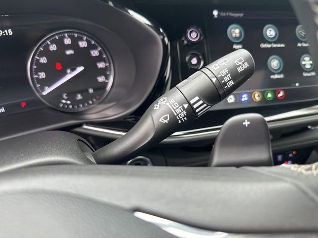 Used 2023 Buick Envision Avenir image 21