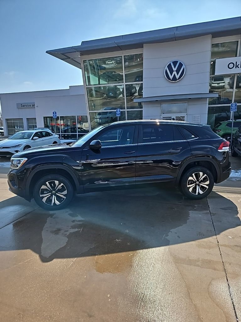 New 2026 Volkswagen Atlas Cross Sport SE image 8