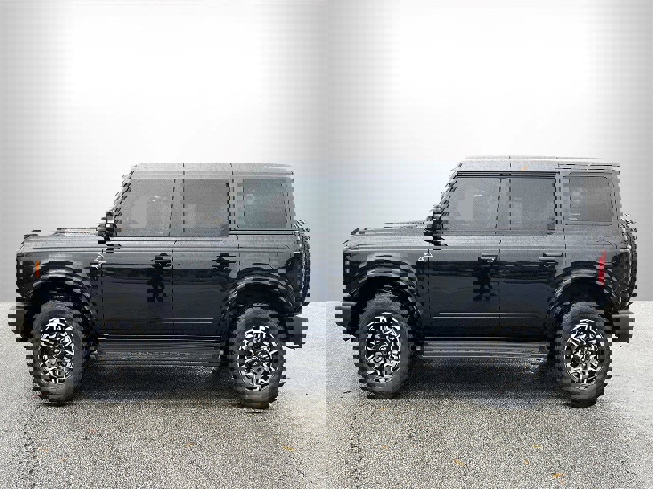 New 2025 Ford Bronco Outer Banks image 24