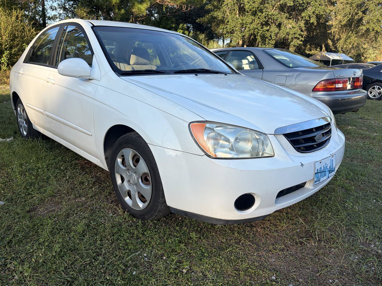 Used 2006 Kia Spectra FWD image 4