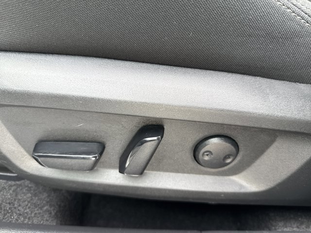 Used 2024 Nissan Rogue SV image 26