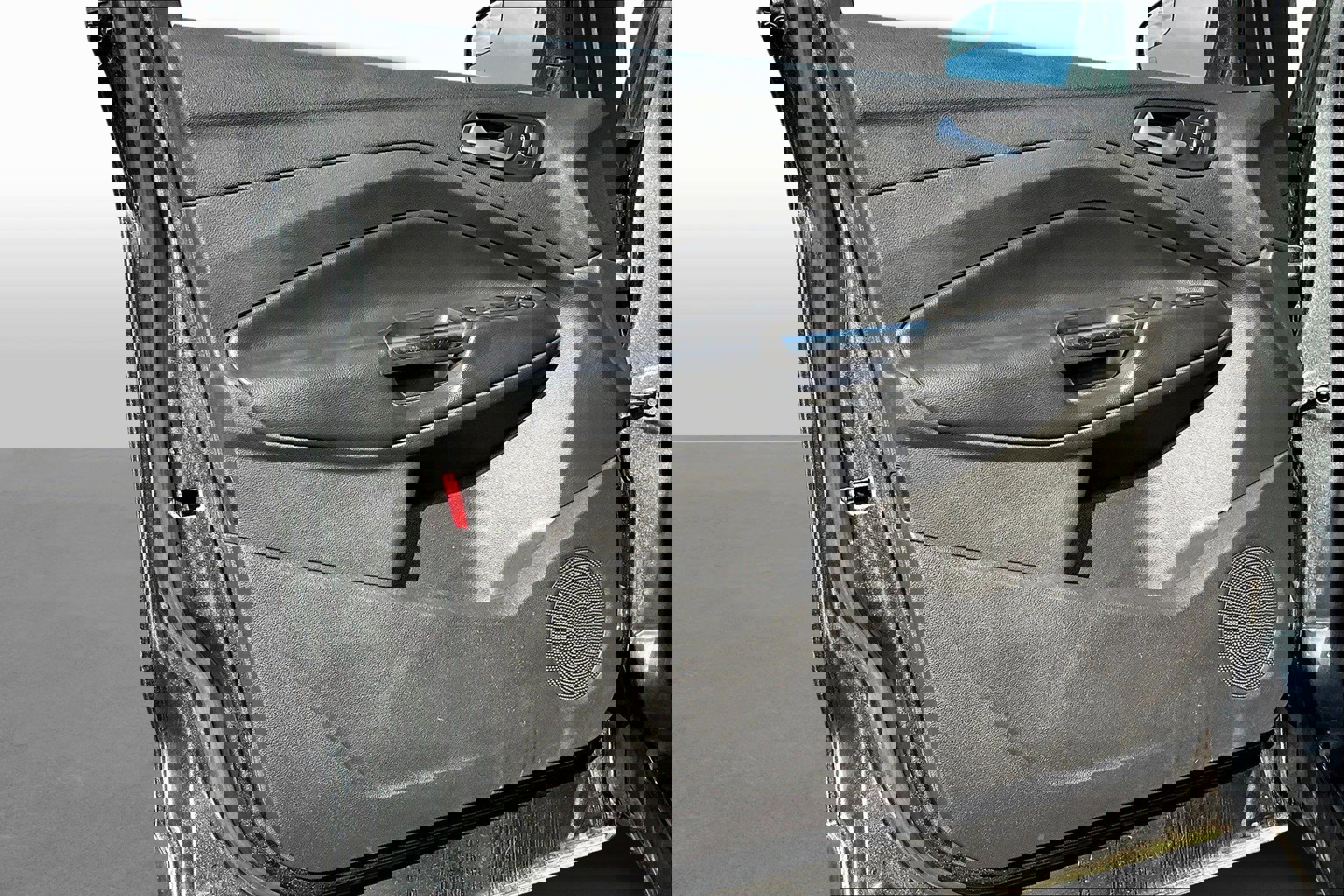 Used 2019 Ford Escape SEL image 19