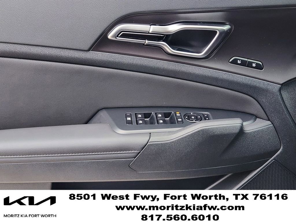 New 2026 Kia Sportage SX AWD/4WD image 16