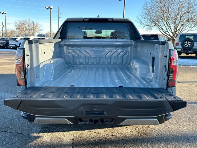 New 2025 Chevrolet Silverado EV LT image 5