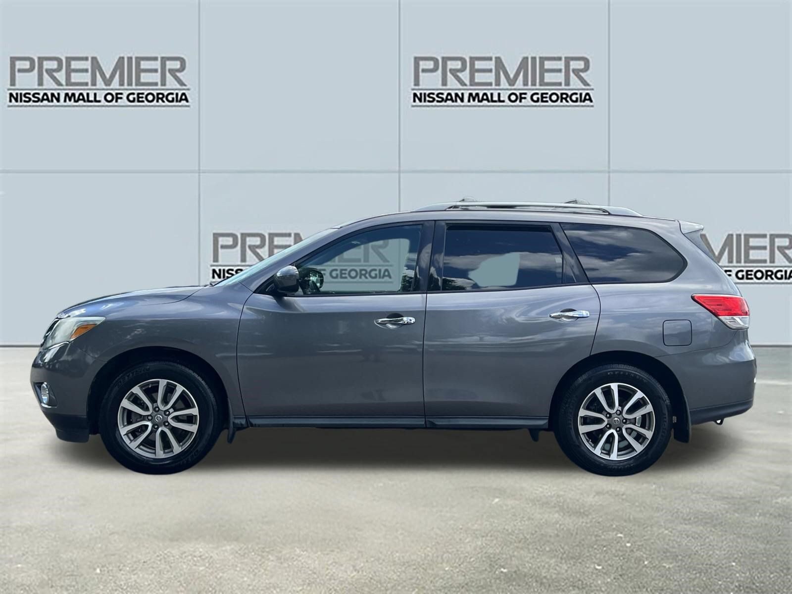 Used 2016 Nissan Pathfinder SV FWD image 22