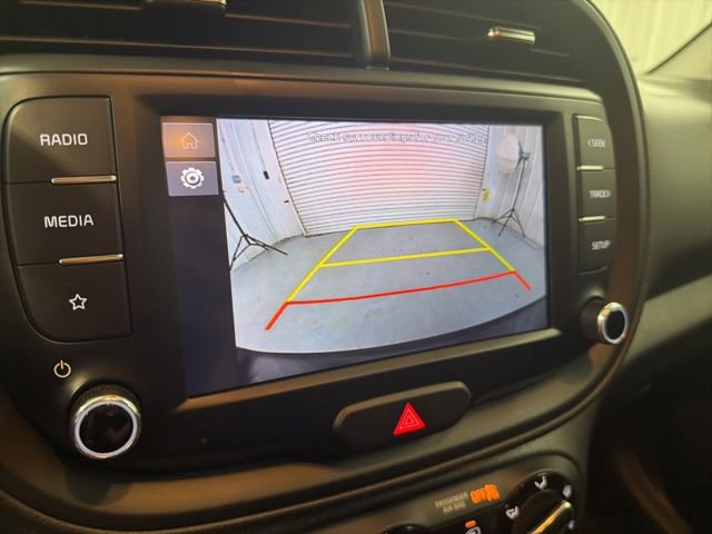 Used 2024 Kia Soul LX w/ Option Group 015 FWD image 28