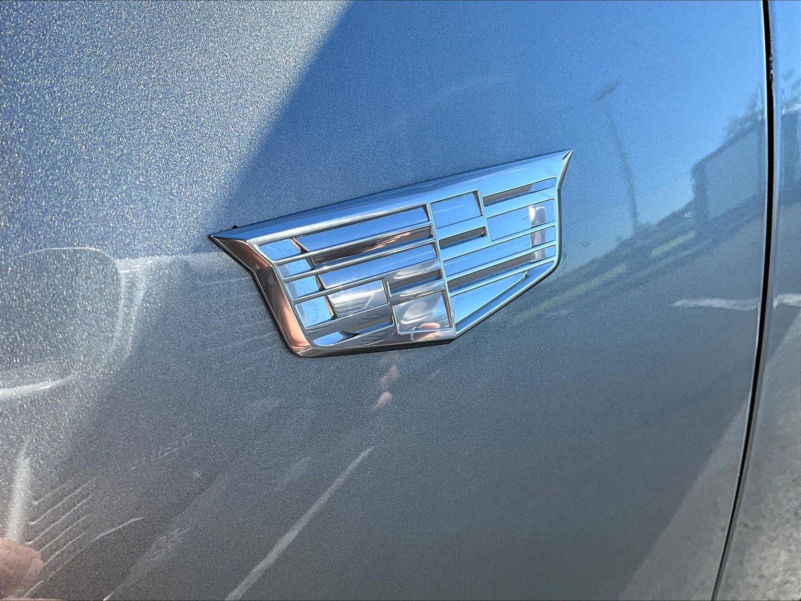 Used 2025 Cadillac XT6 Premium Luxury w/ LPO, Floor Liner Package AWD/4WD image 37