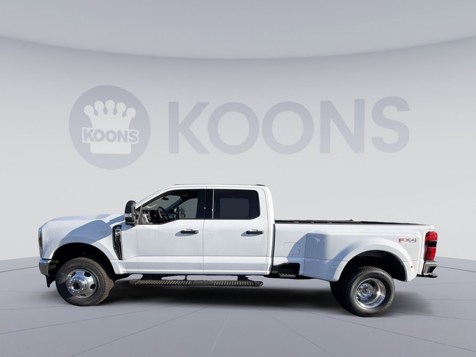 New 2026 Ford F350 XLT w/ 360-Degree Camera Package image 2