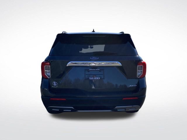 Certified 2022 Ford Explorer XLT w/ Equipment Group 202A image 12