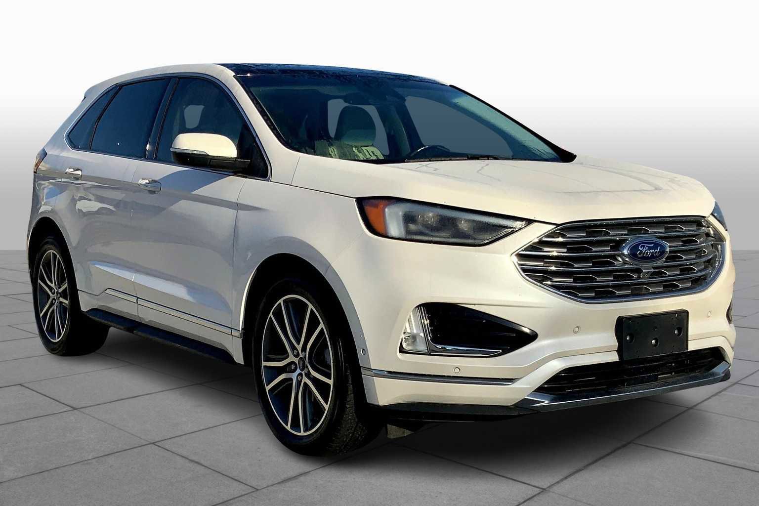 Used 2019 Ford Edge Titanium w/ Equipment Group 301A FWD video 2