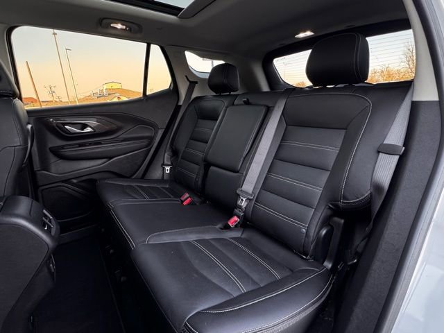 Used 2023 GMC Terrain Denali w/ Denali Premium Package image 24