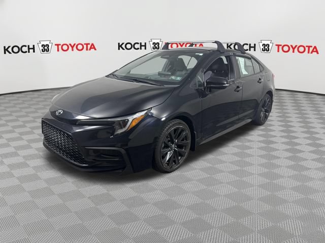 Used 2023 Toyota Corolla SE FWD image 3