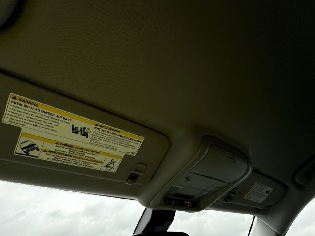 Certified 2024 GMC Terrain SLE w/ Driver Convenience Package image 25