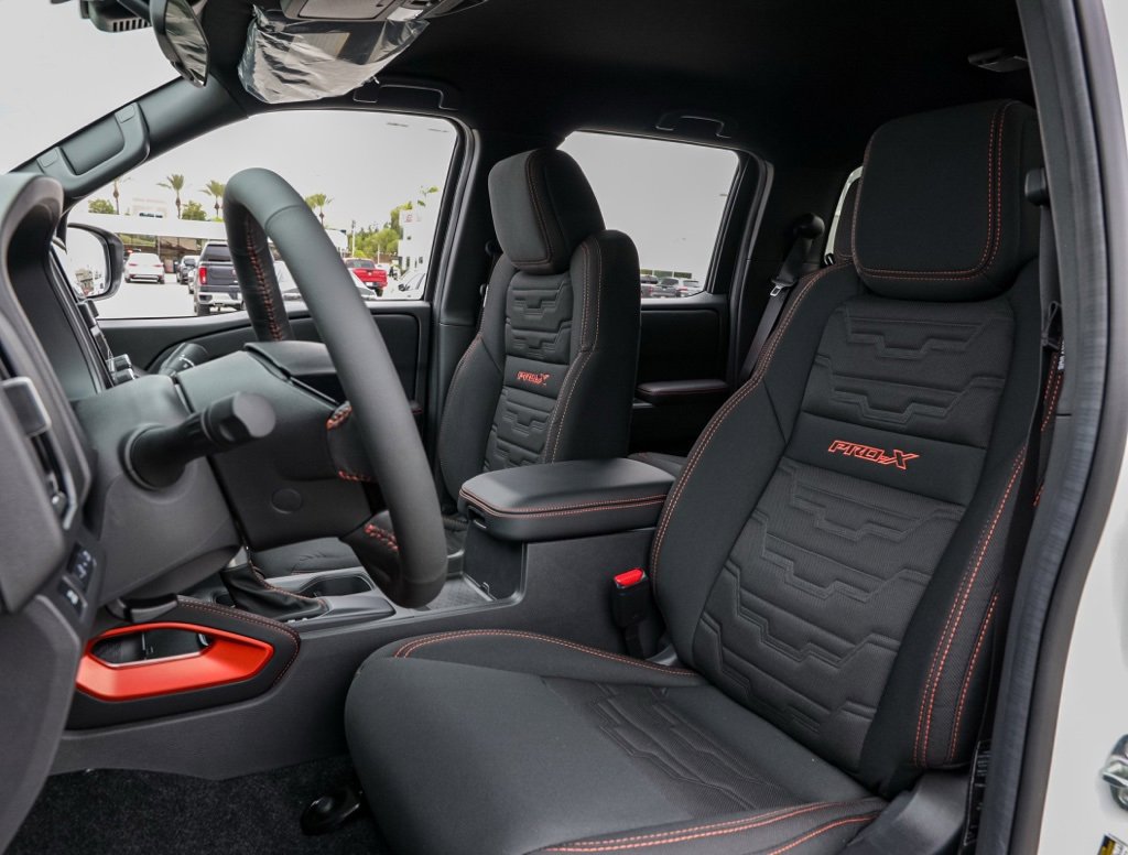 New 2026 Nissan Frontier Pro-X image 16