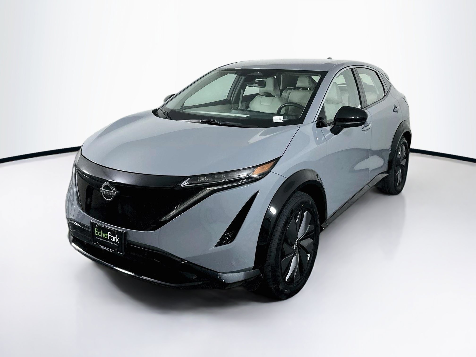 Used 2024 Nissan Ariya FWD image 3