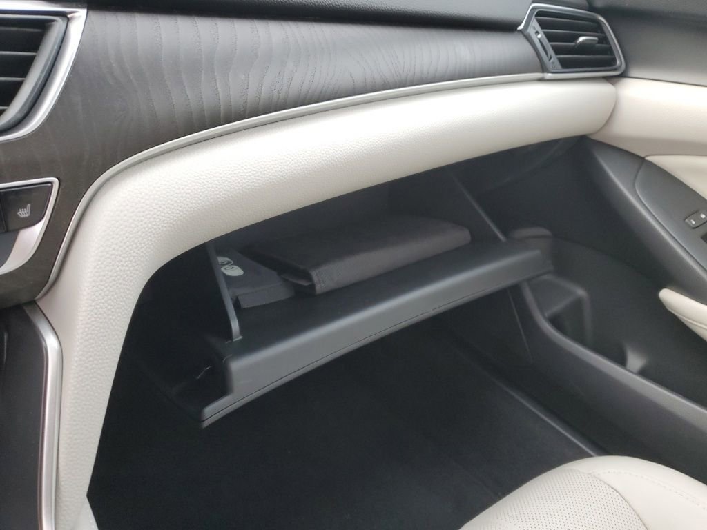 Certified 2018 Honda Accord EX-L image 22