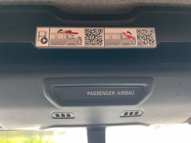 Used 2021 Jeep Wrangler Sport AWD/4WD image 10