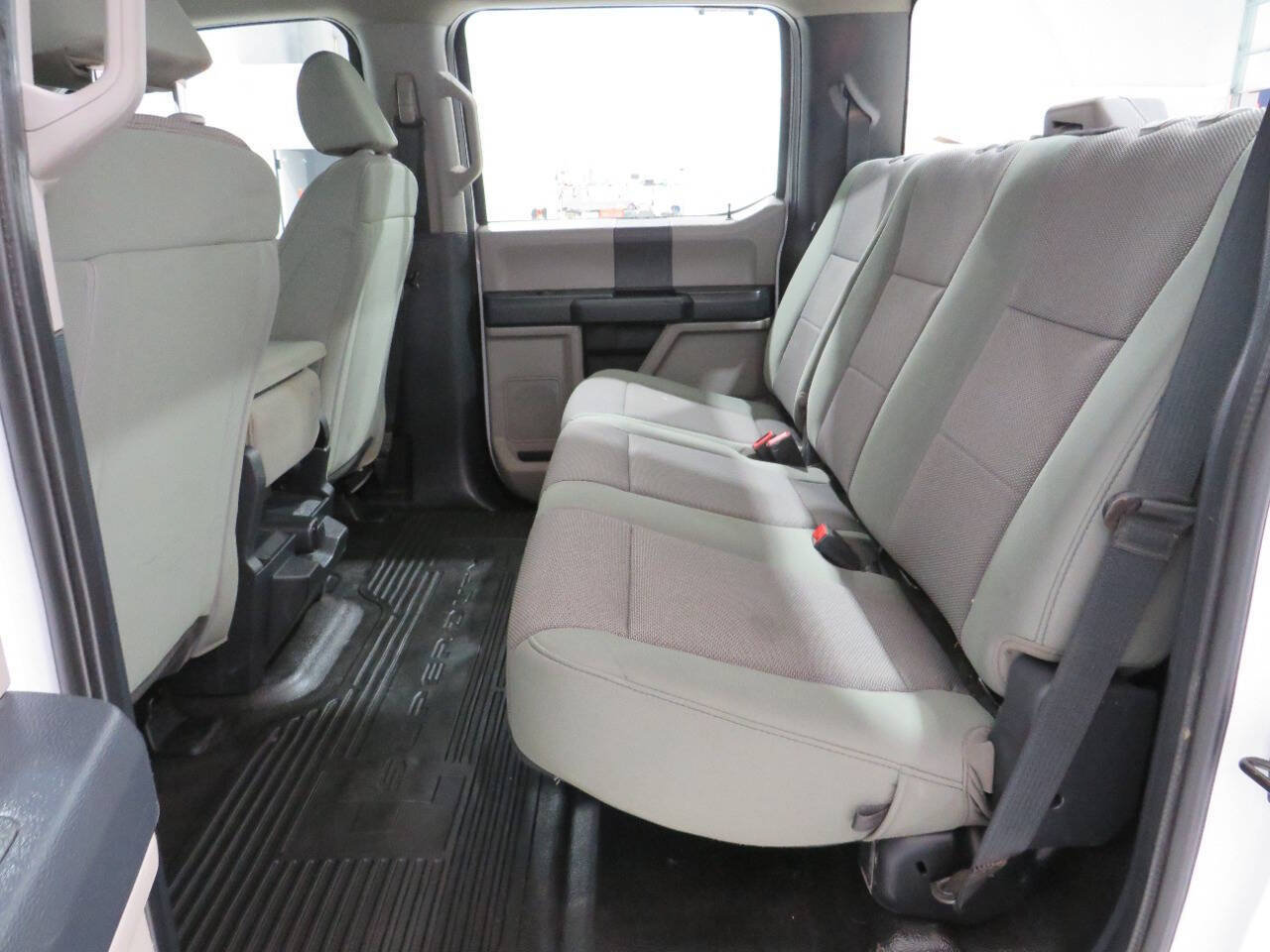 Used 2022 Ford F250 XL w/ Power Equipment Group AWD/4WD image 9