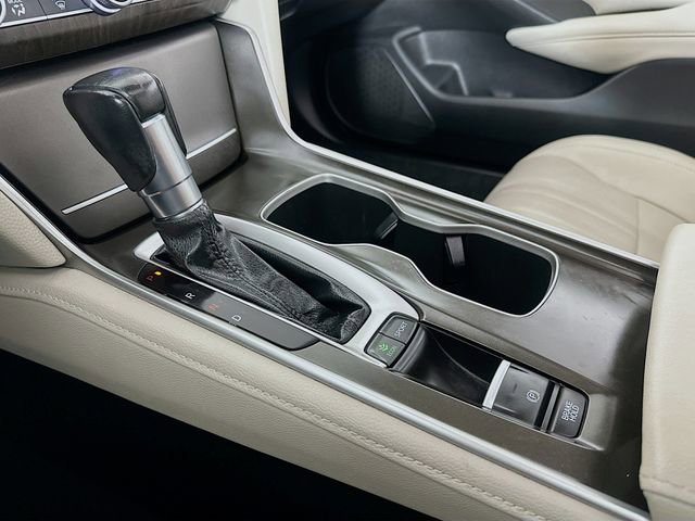 Certified 2018 Honda Accord Touring image 27