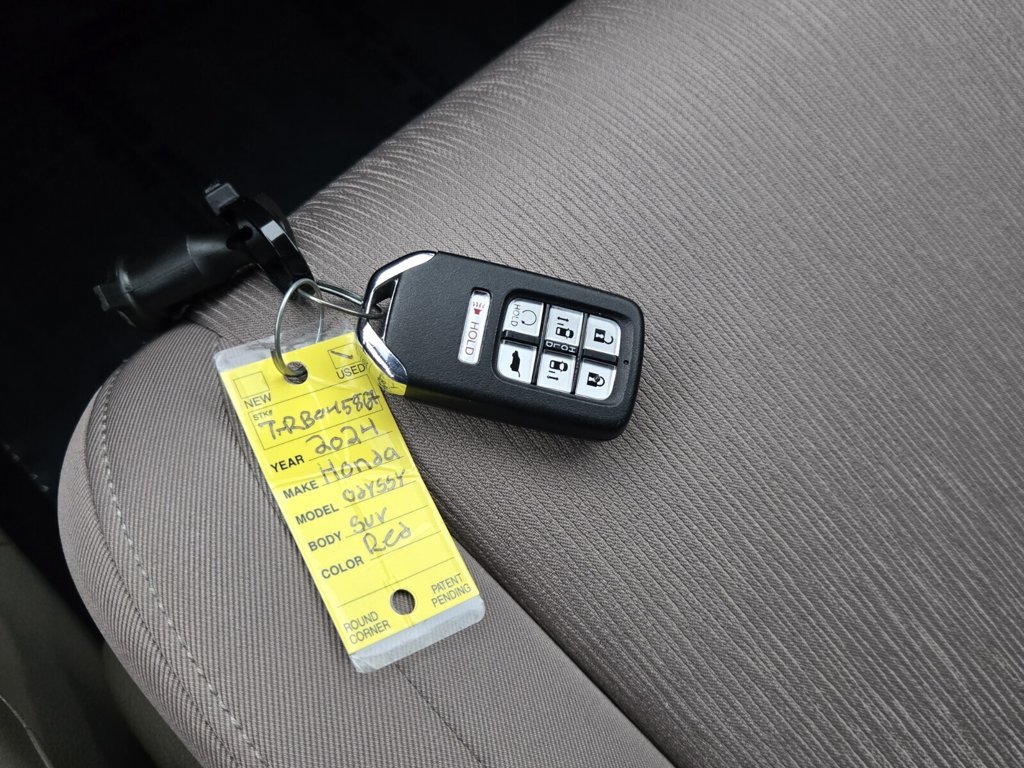 Certified 2024 Honda Odyssey EX image 22
