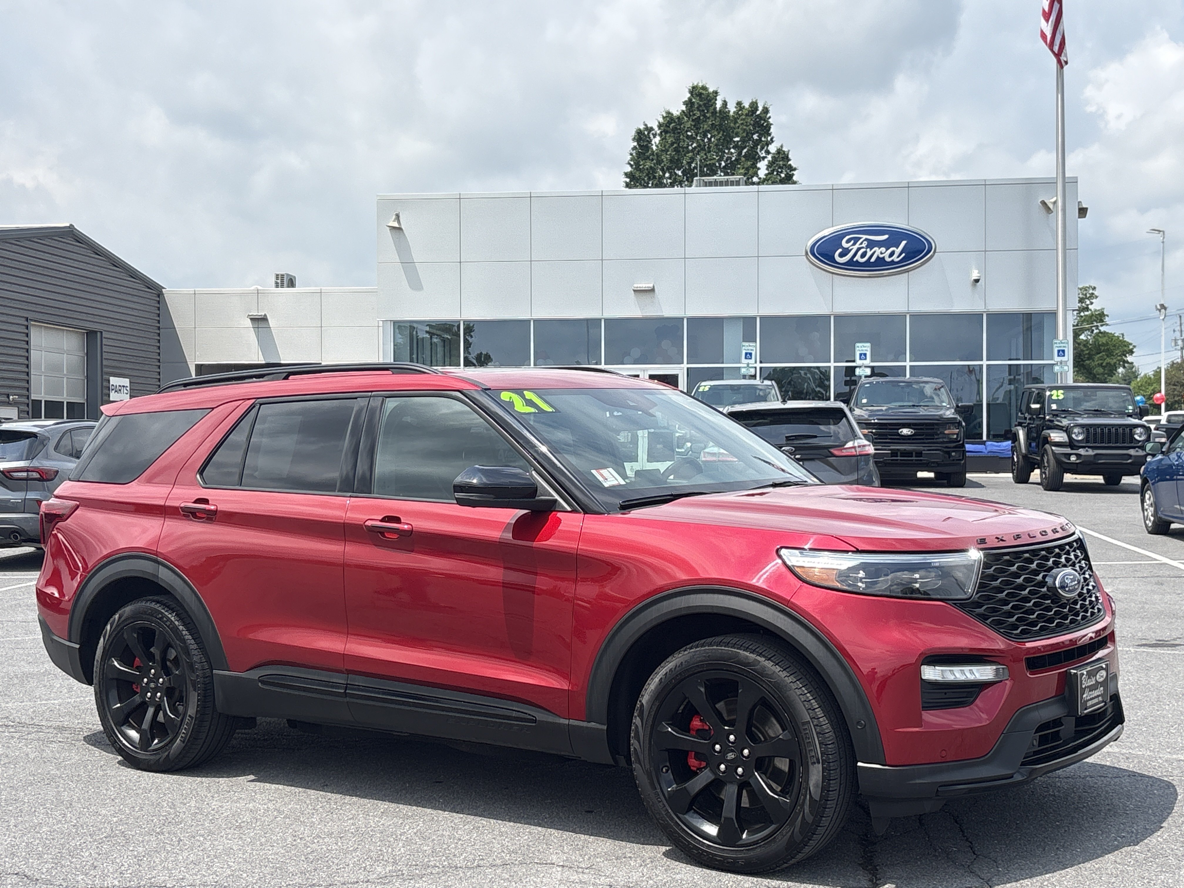 Used 2021 Ford Explorer ST w/ Equipment Group 401A AWD/4WD image 1