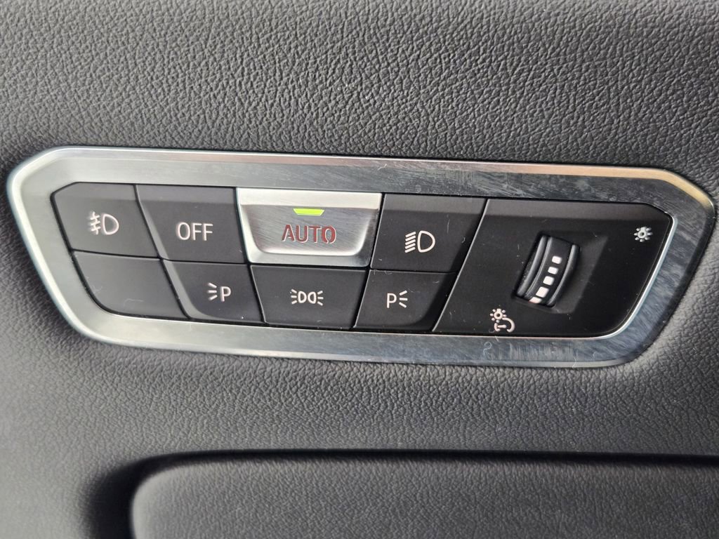 Used 2020 BMW X5 sDrive40i w/ M Sport Package image 27
