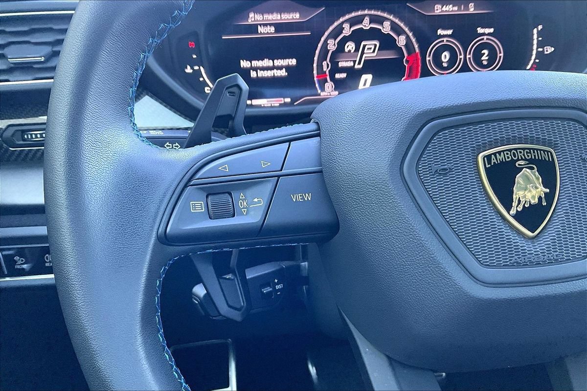 Used 2023 Lamborghini Urus Performante AWD/4WD image 19
