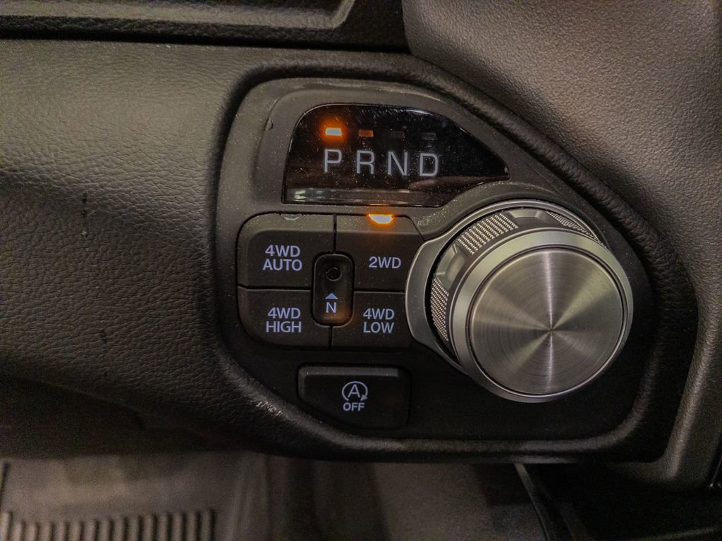 Used 2025 RAM 1500 Laramie AWD/4WD image 19
